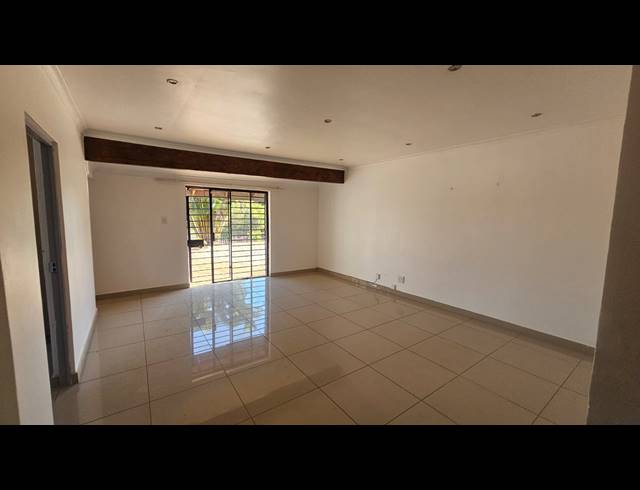 2 BEDROOM APARTMENT BLOCK TO LET IN PANORAMA
